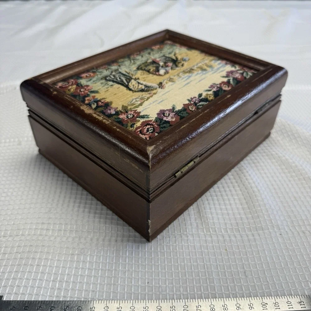 Vintage Wood Jewelry Box‎ Tapestry Lid Gold Velvet Lining Mirror HiMark Japan